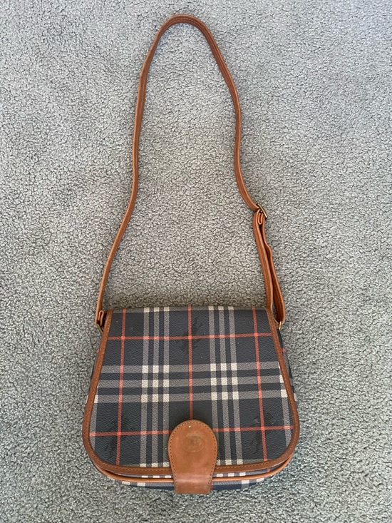 Burberry Handbags - Vintage Burberry Saddle Bag (Made in England)